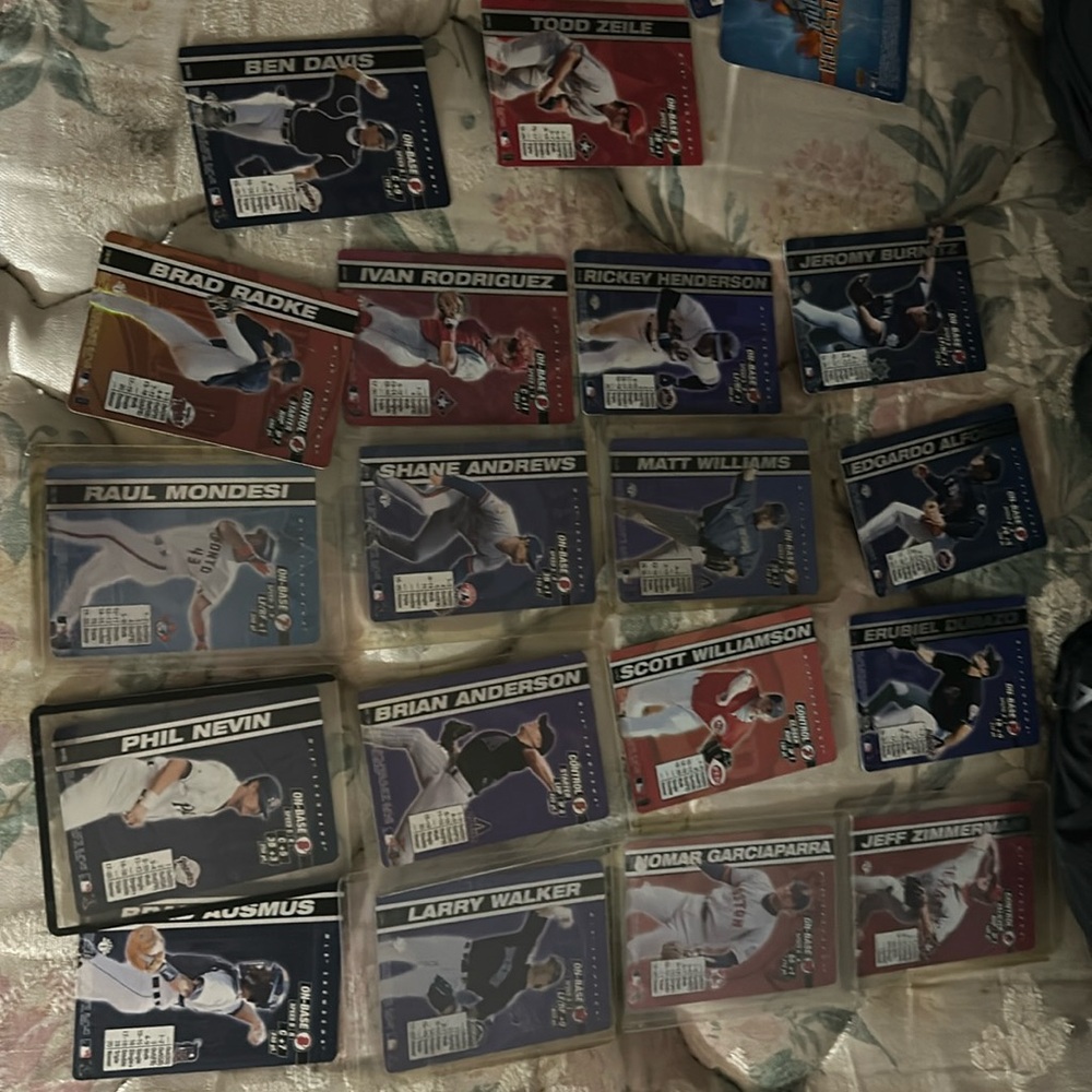 Showdown 2000s baseball cards holo and first edition so extremely rare!!